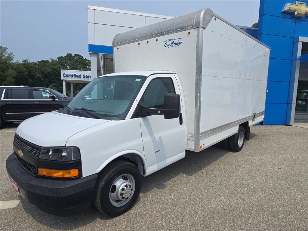 Used 2018 Chevrolet Express 3500 w/ Driver Convenience Package