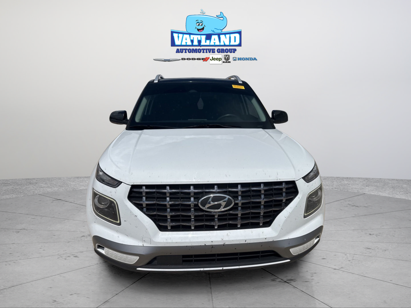 Used 2023 Hyundai Venue Limited FWD image 18
