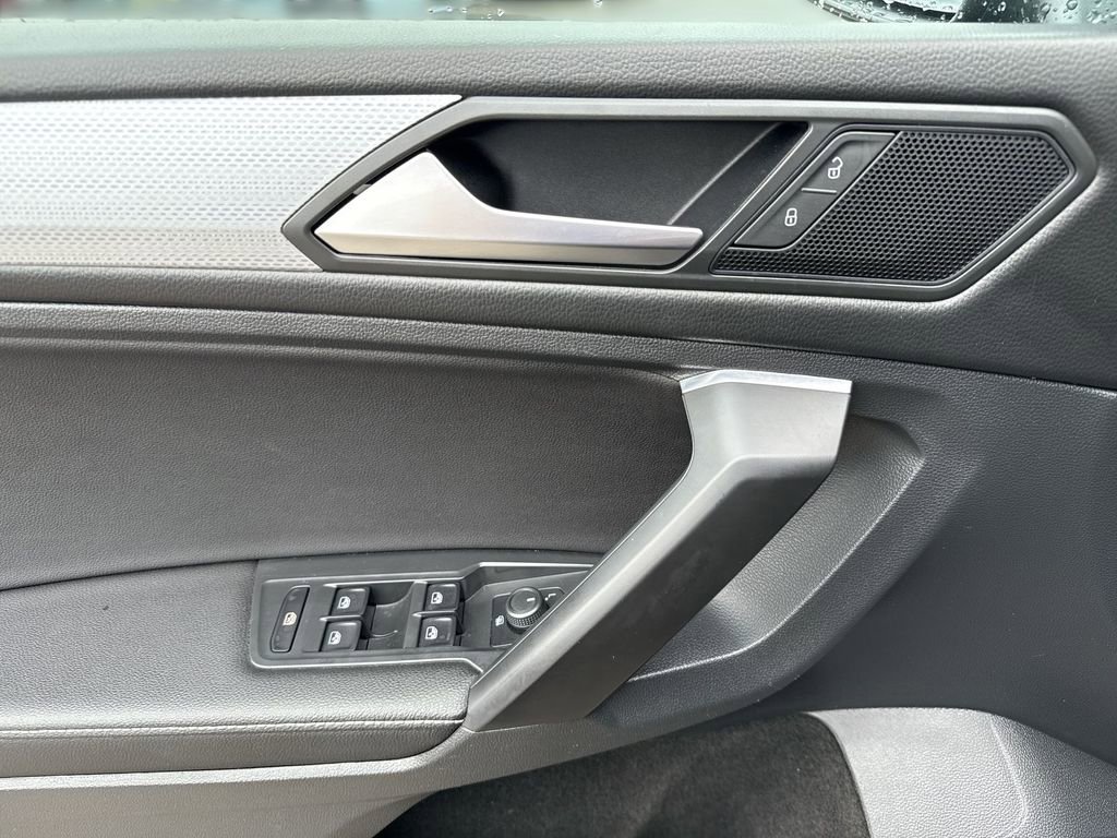 Used 2023 Volkswagen Tiguan S w/ Driver Assistance Package FWD image 15