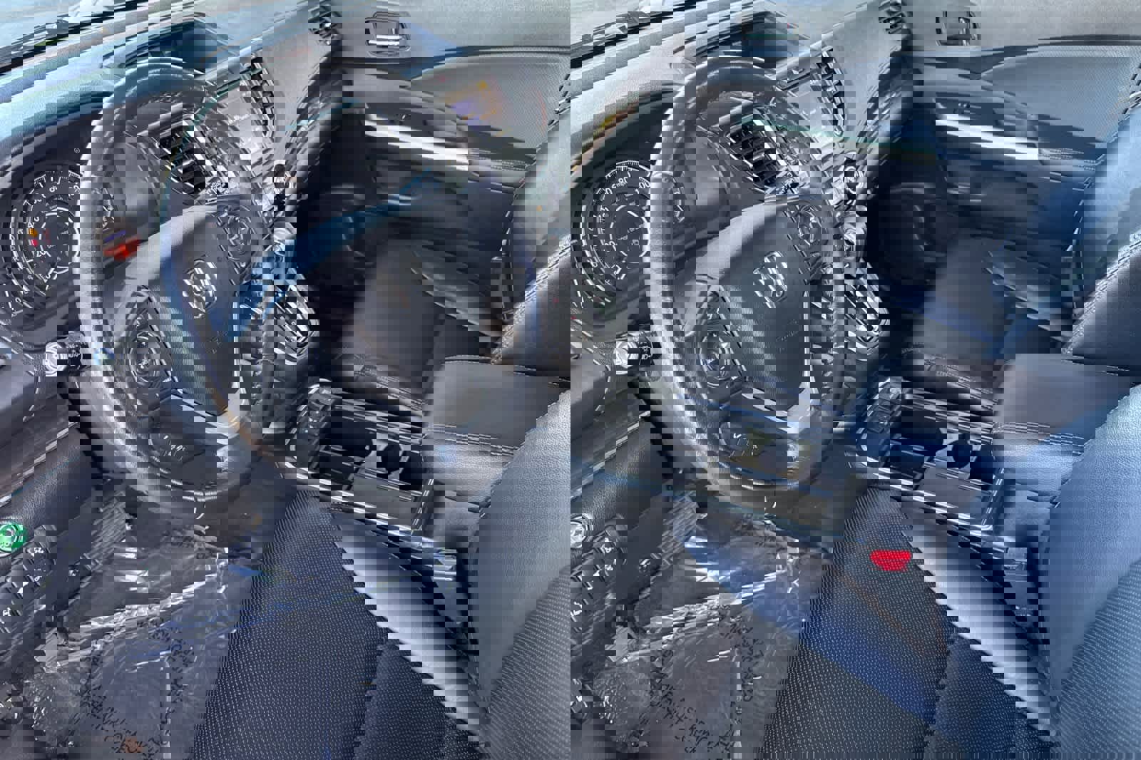 Used 2016 Honda CR-V Touring image 11