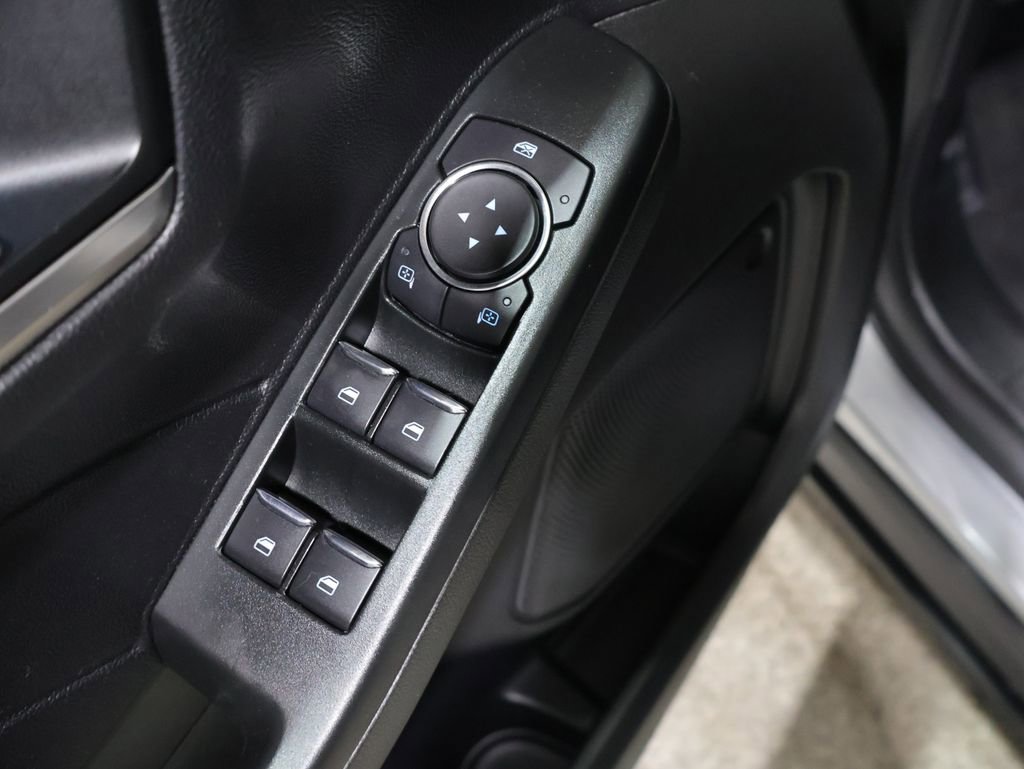 Used 2022 Ford Escape Titanium image 14