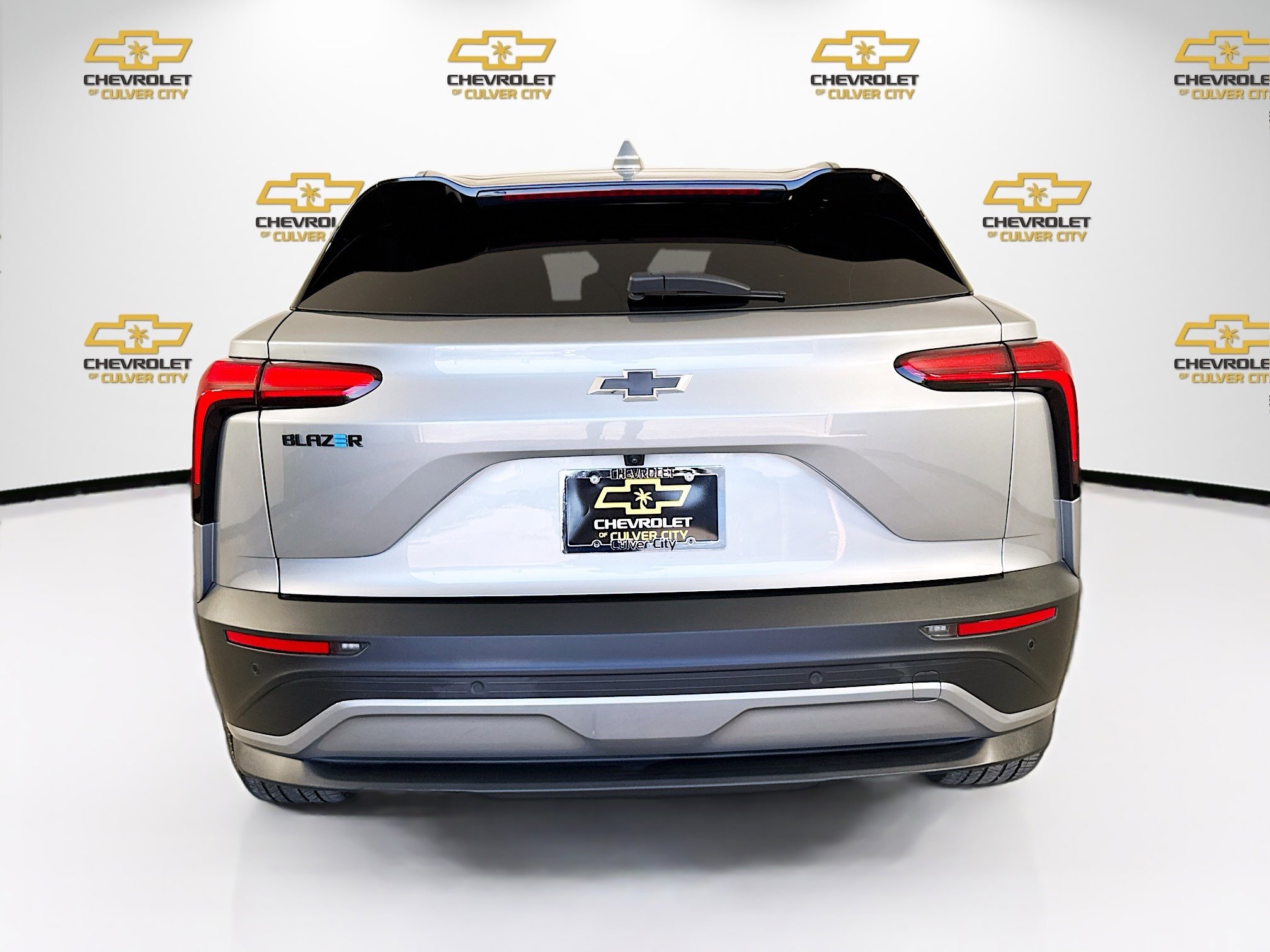 Used 2025 Chevrolet Blazer EV LT image 6