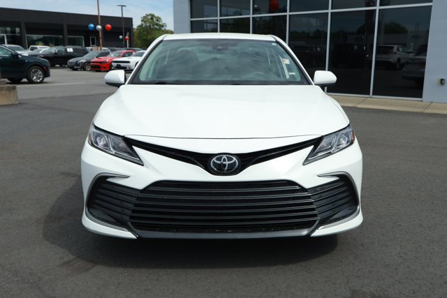 Used 2024 Toyota Camry LE FWD image 2