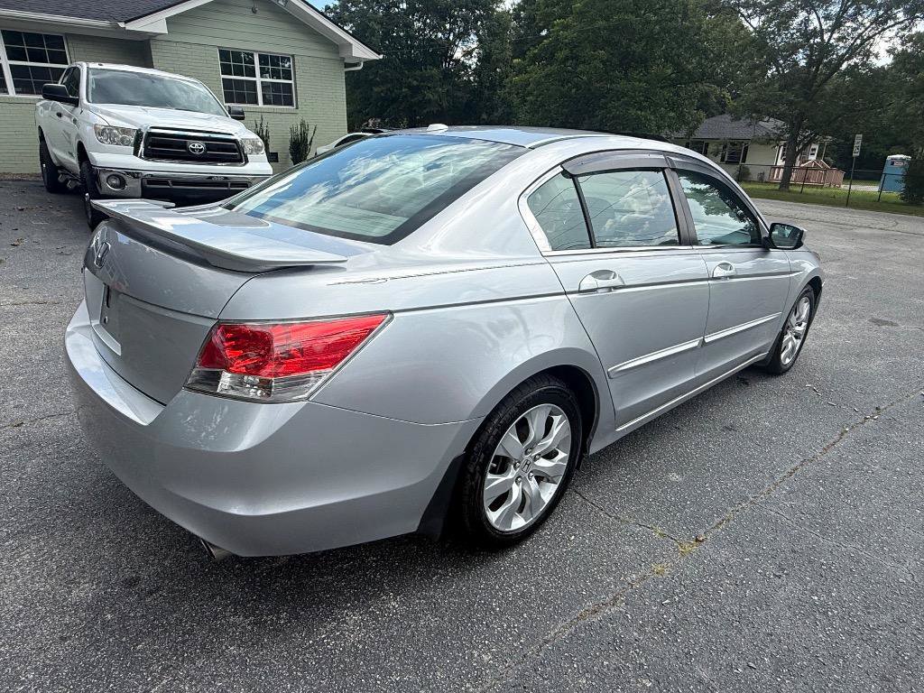 Used 2010 Honda Accord EX-L image 5