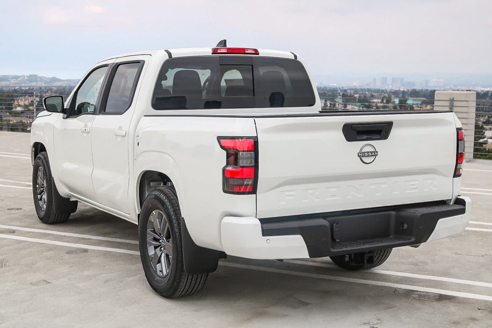 New 2025 Nissan Frontier SV w/ SV Convenience Package RWD image 8