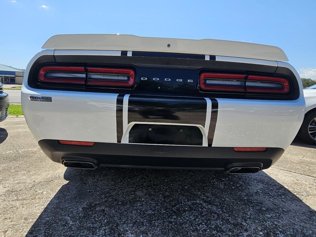 Used 2018 Dodge Challenger SXT RWD image 15