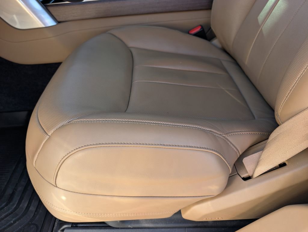 Used 2023 Land Rover Range Rover SE image 15