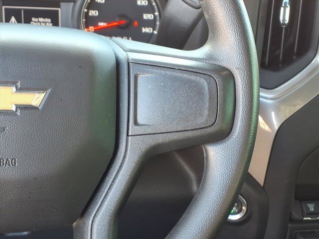 Used 2024 Chevrolet Silverado 2500 Custom w/ Custom Value Package image 18