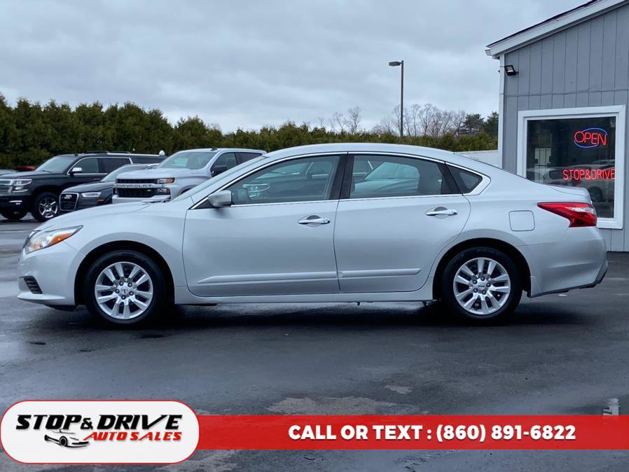 Used 2017 Nissan Altima 2.5 S w/ Power Driver Seat Package image 2