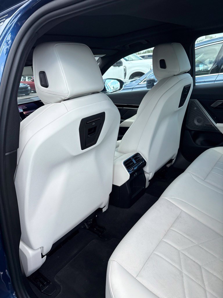 Certified 2024 BMW 530i w/ Premium Package RWD image 5