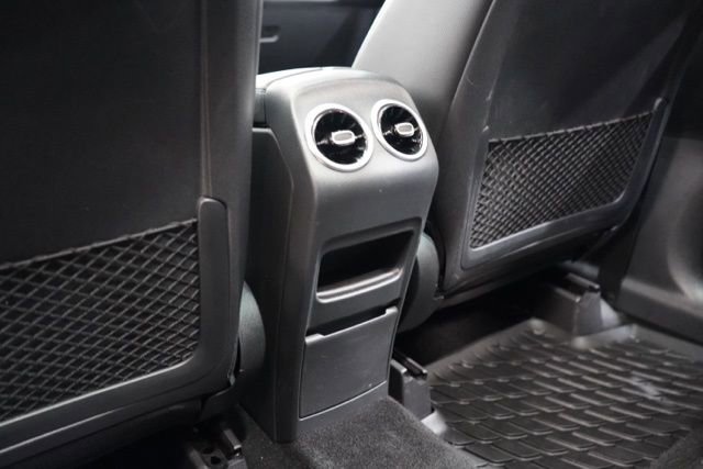 Used 2022 Mercedes-Benz GLB 250 4MATIC image 34