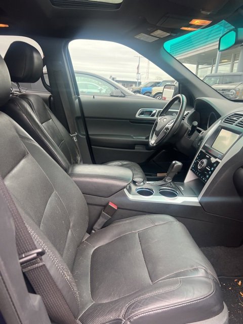 Used 2011 Ford Explorer Limited w/ 302A Rapid Spec Order Code image 5