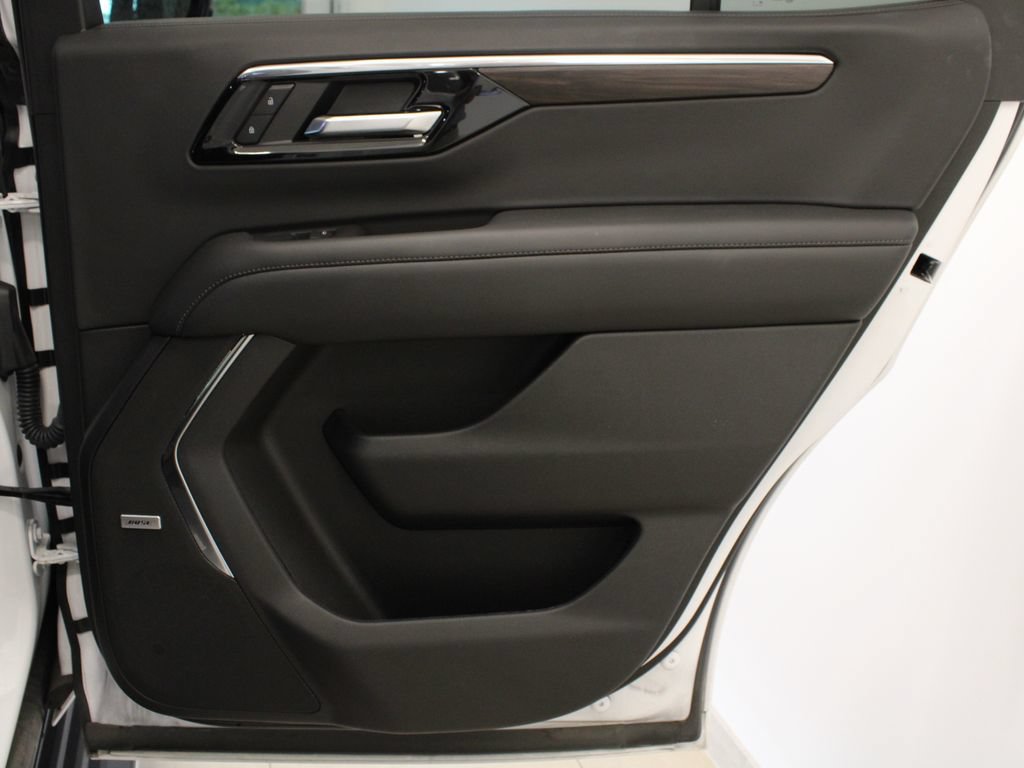 Used 2025 Chevrolet Tahoe LT w/ Comfort Package RWD image 39
