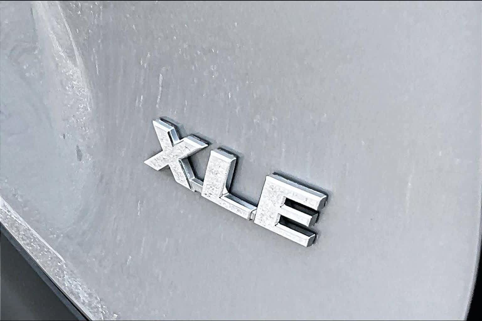 Used 2023 Toyota RAV4 XLE FWD image 16