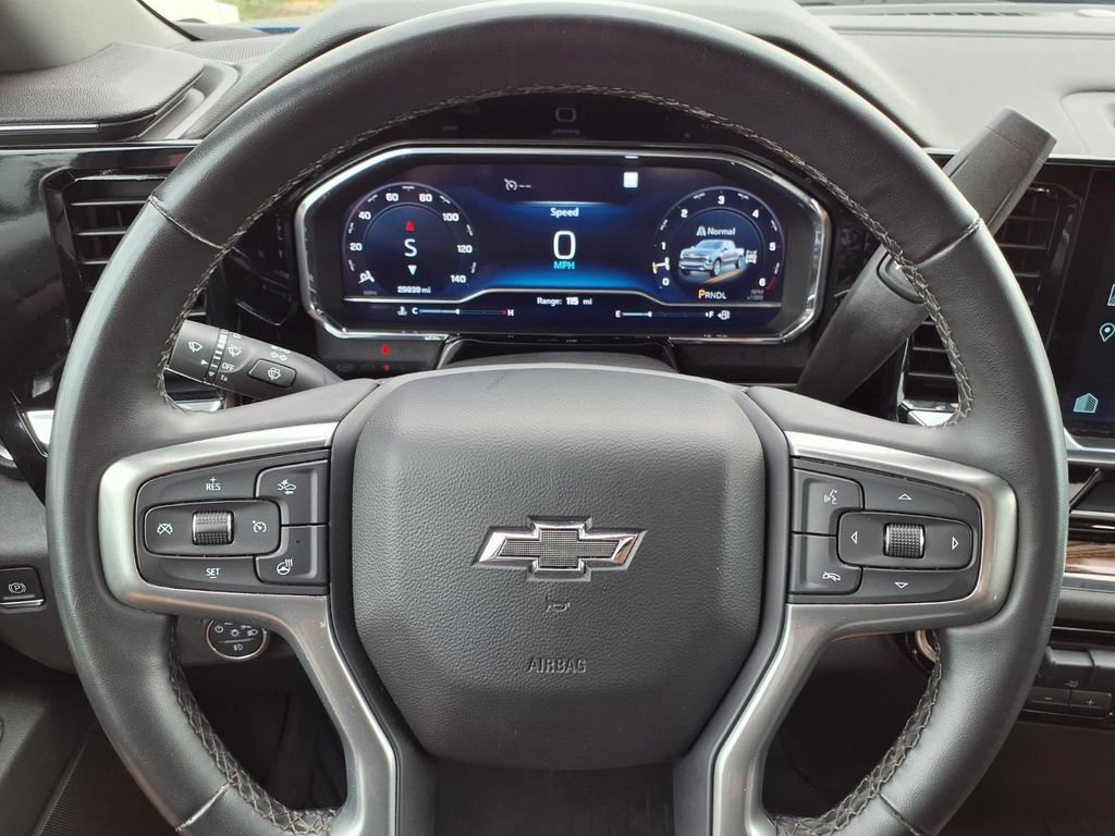 Used 2023 Chevrolet Silverado 1500 RST AWD/4WD image 11