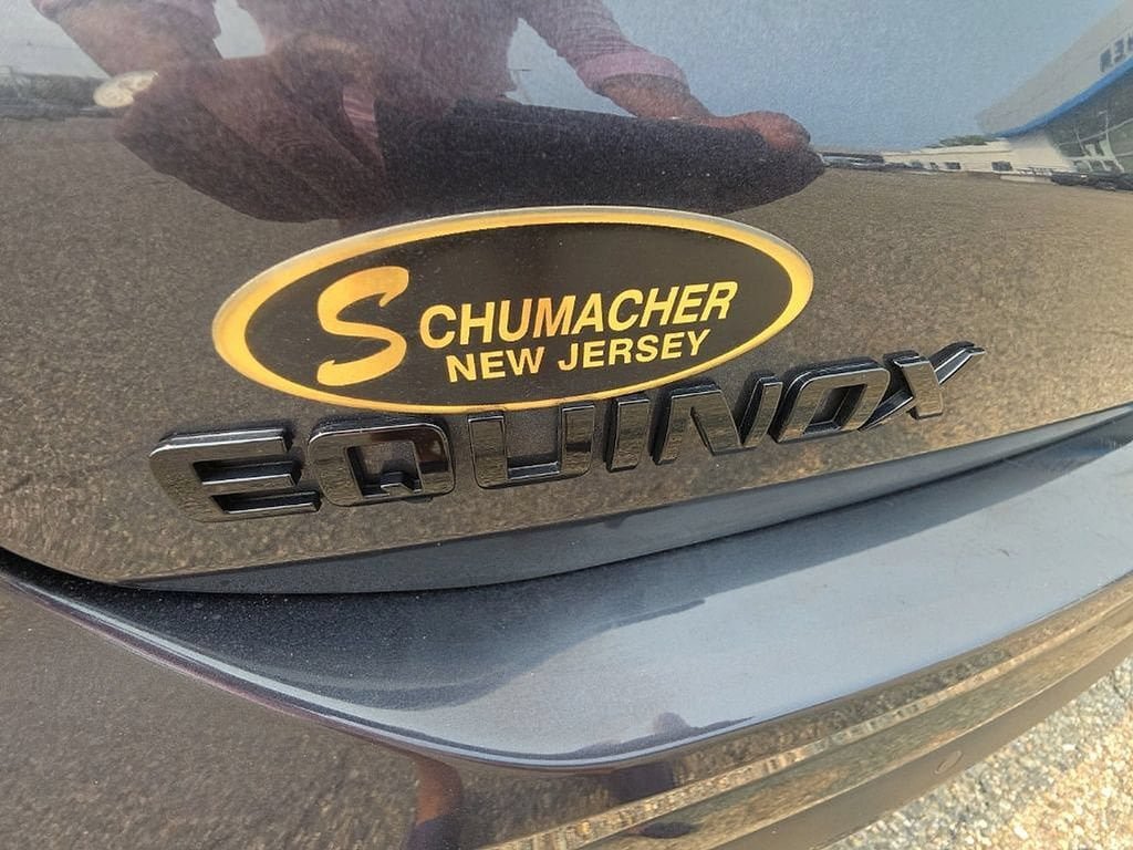 Used 2023 Chevrolet Equinox RS AWD/4WD image 34