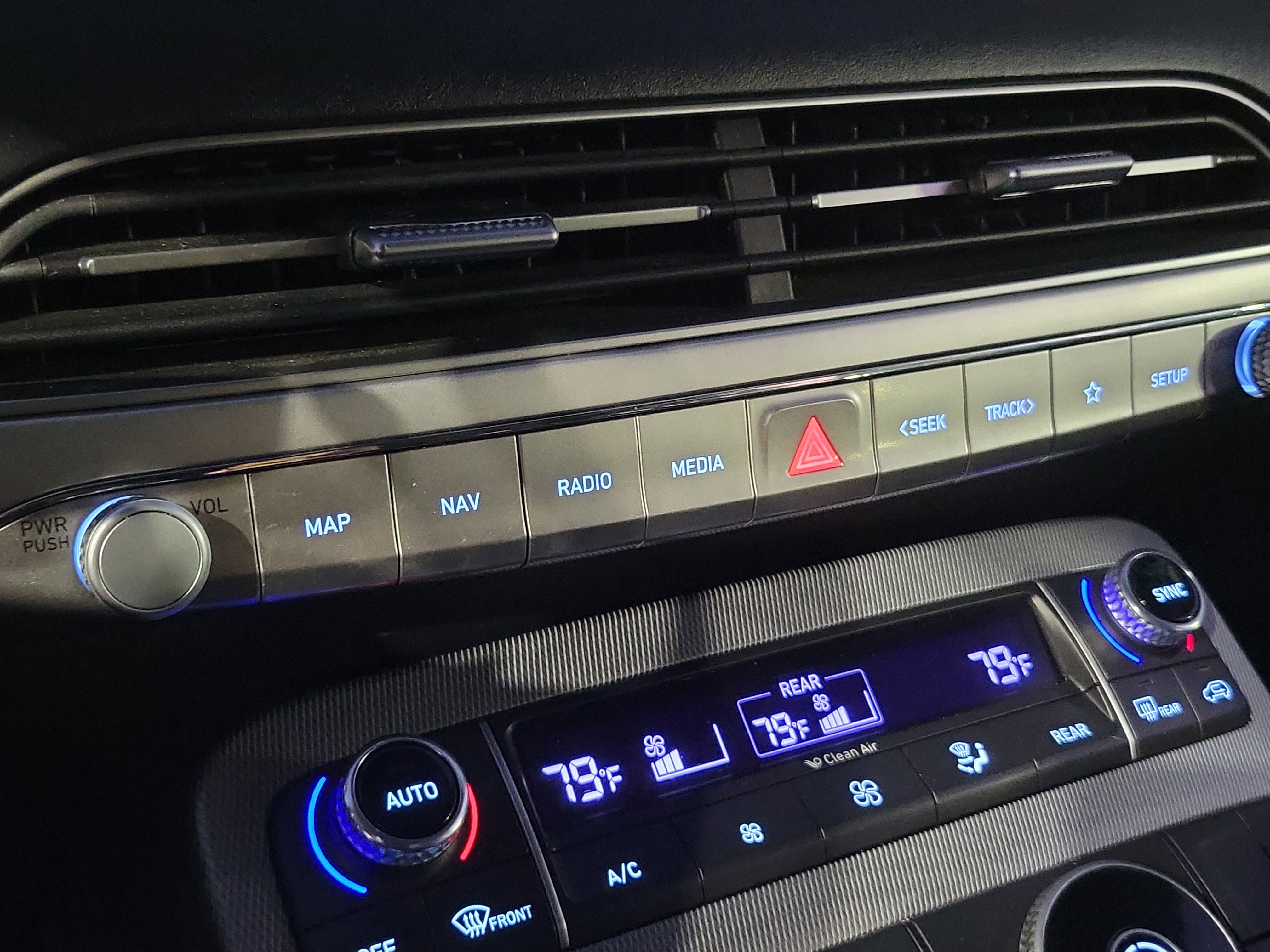 Used 2022 Hyundai Palisade SEL w/ 8P Bench Seat Package image 16