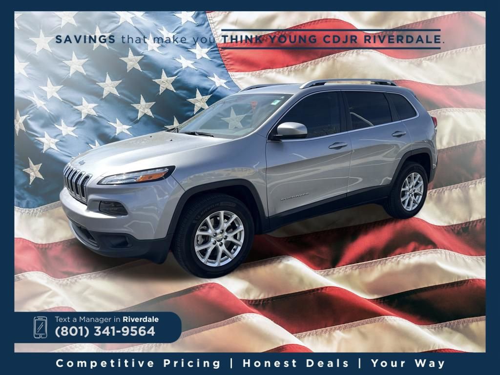 Used 2017 Jeep Cherokee Latitude w/ Comfort & Sound Group