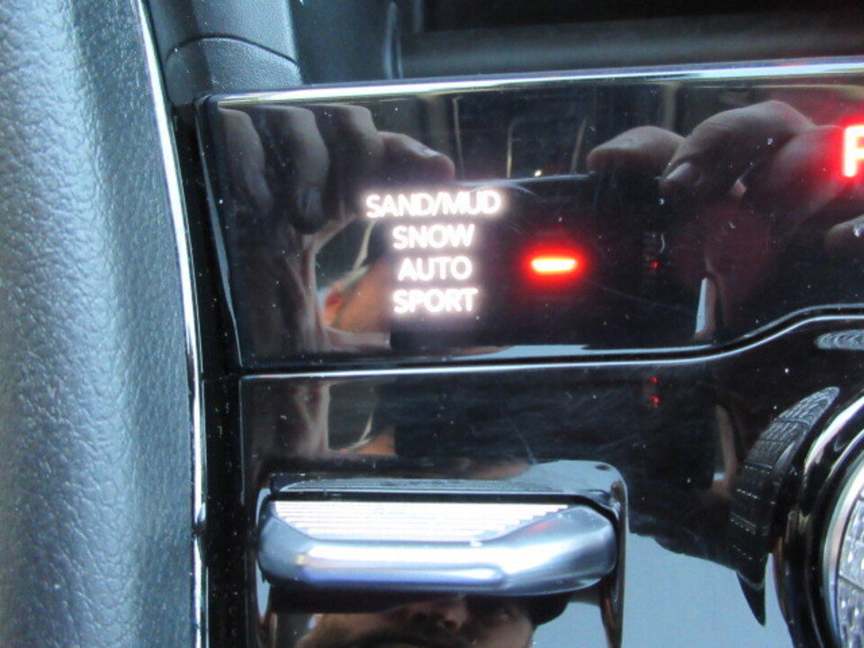 Used 2023 Jeep Grand Cherokee L Limited w/ Trailer Tow Group (B) image 22