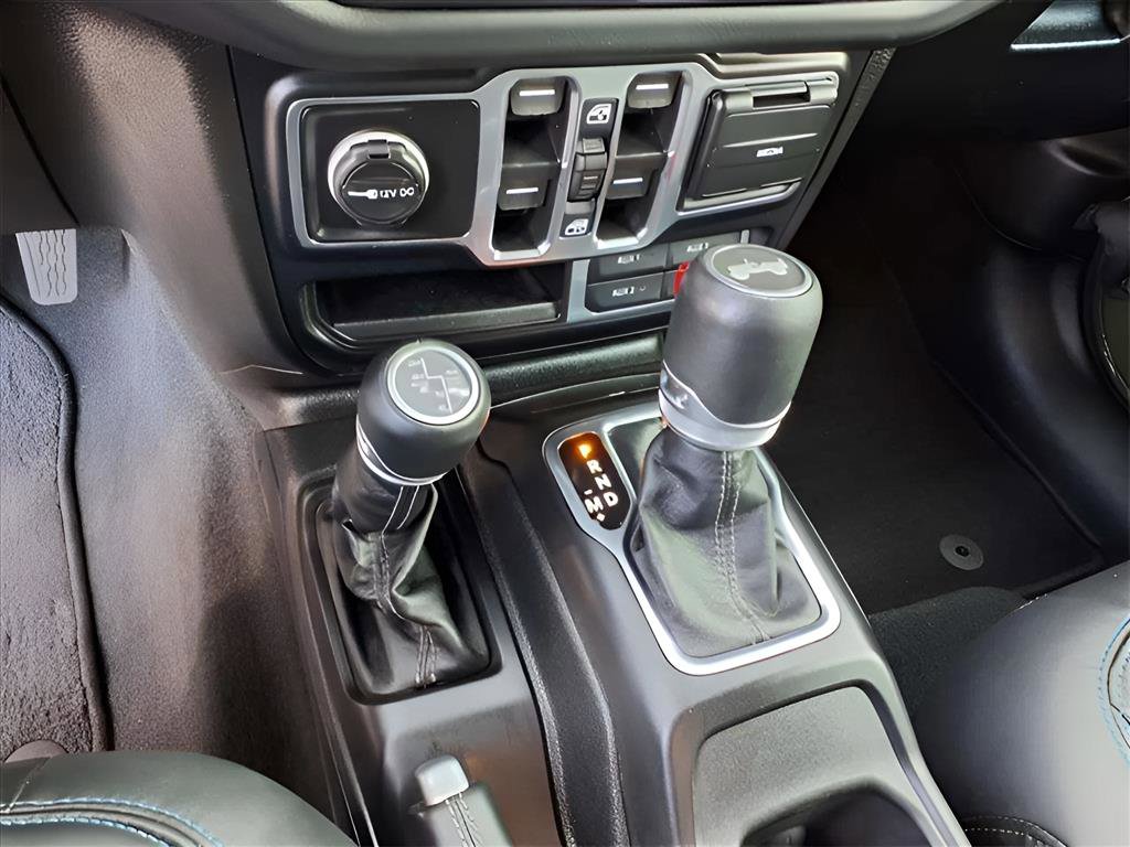 Used 2024 Jeep Wrangler High Altitude image 16