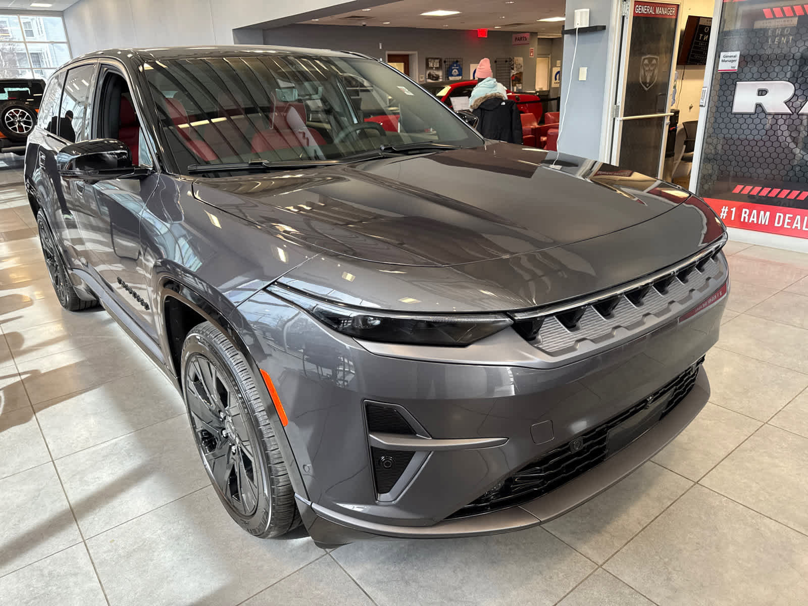 Used 2024 Jeep Wagoneer Launch Edition image 7