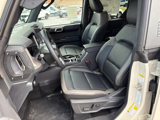 New 2026 Ford Bronco Outer Banks AWD/4WD image 17
