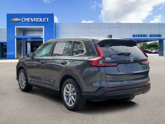 Used 2025 Honda CR-V EX image 3