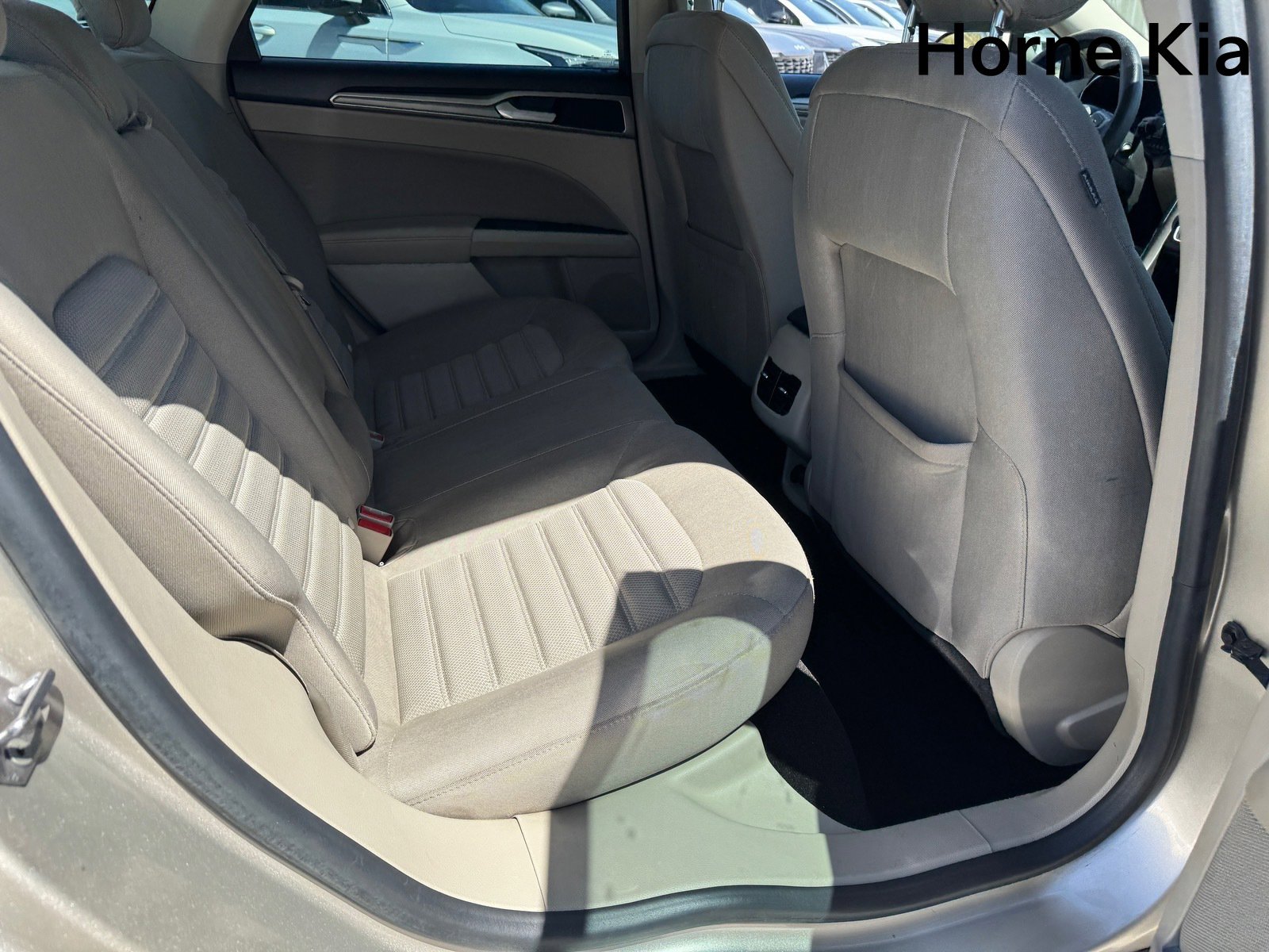 Used 2019 Ford Fusion SE image 28