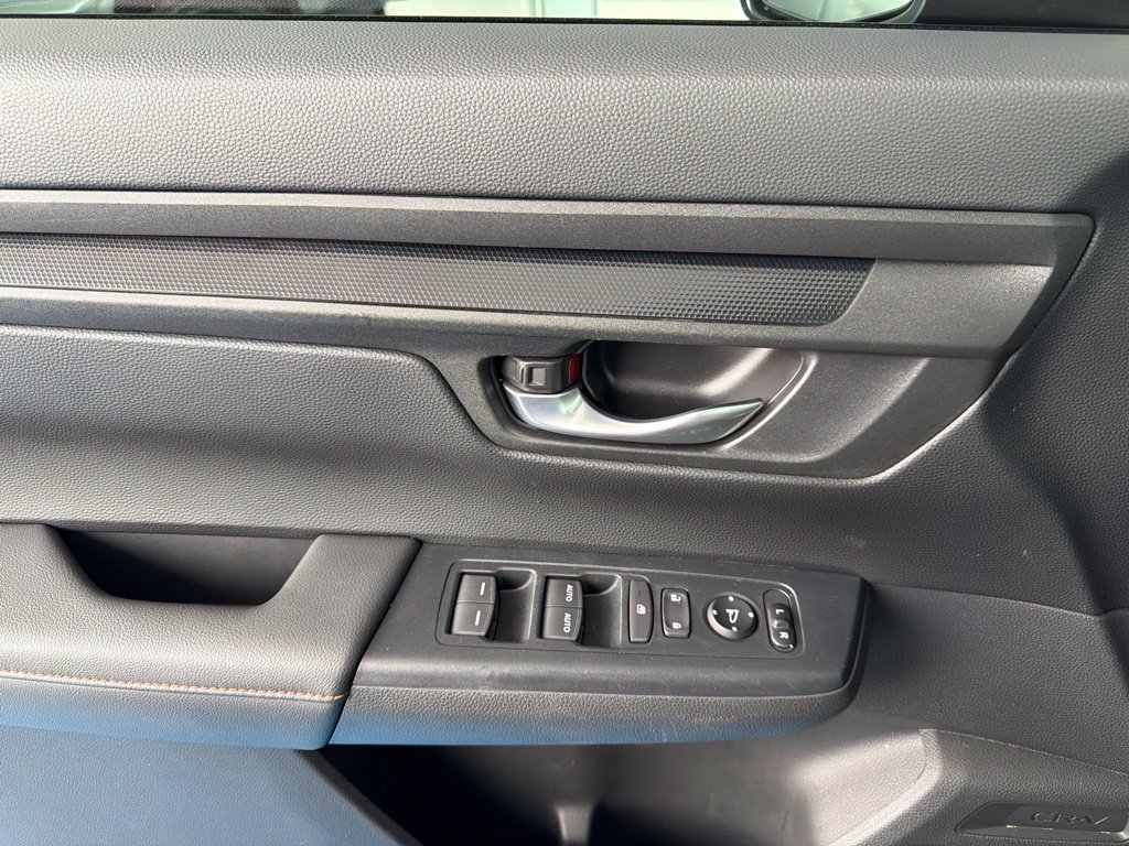 Used 2024 Honda CR-V Sport image 16
