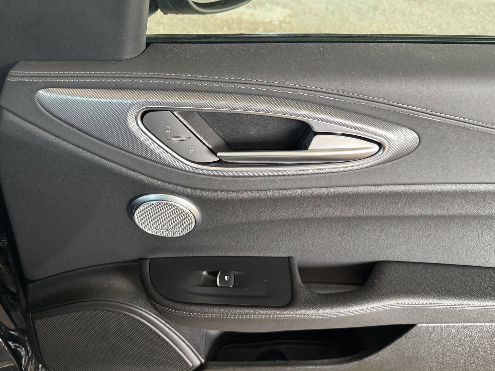 Used 2024 Alfa Romeo Giulia Veloce RWD image 39