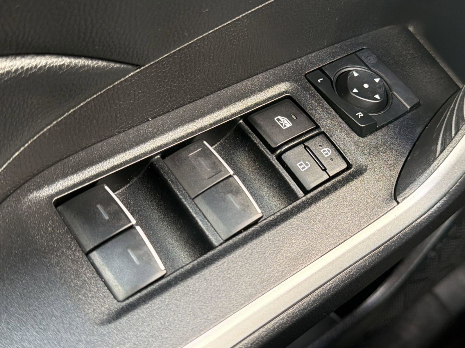 Used 2023 Toyota RAV4 XLE w/ Convenience Package FWD image 25