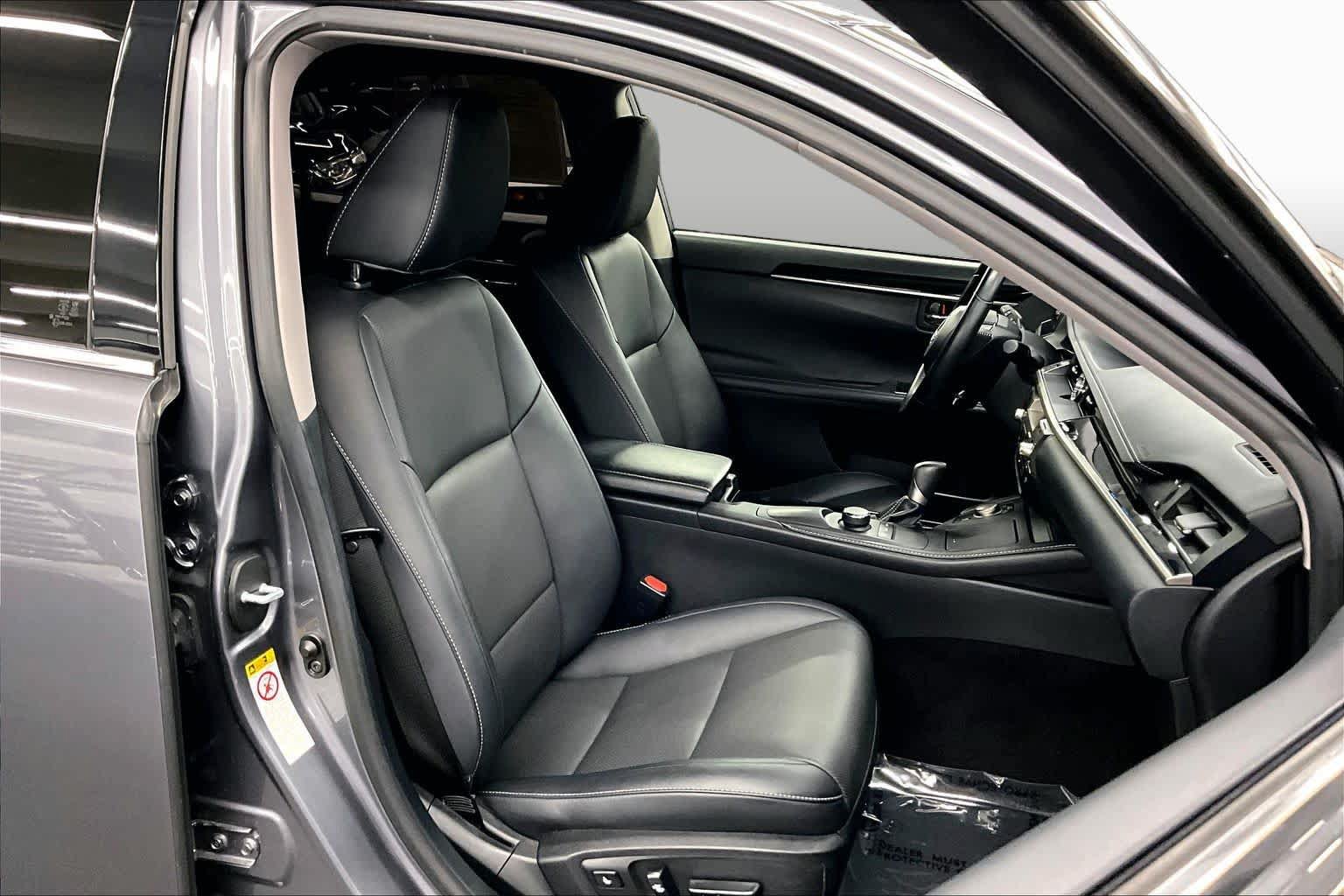 Used 2017 Lexus ES 350 w/ Accessory Package 2 FWD image 8