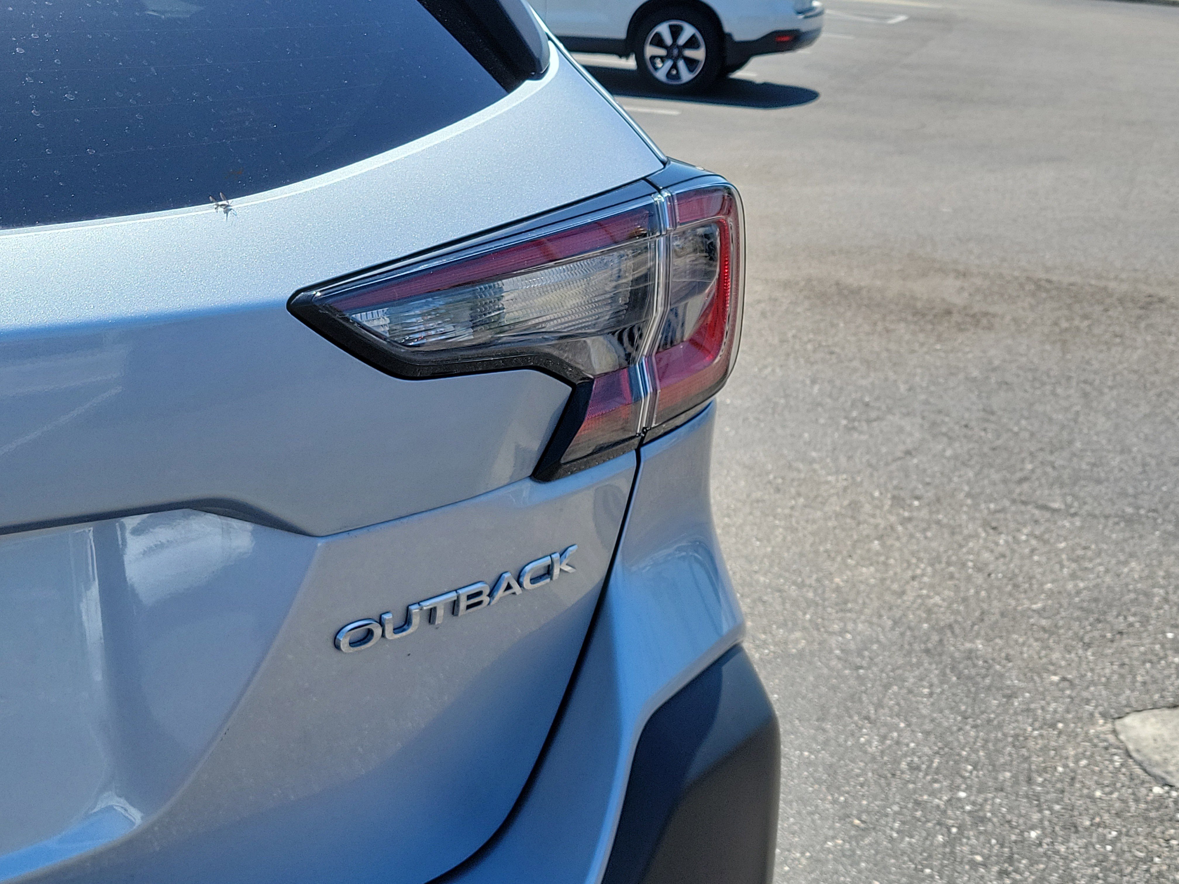 Certified 2024 Subaru Outback Limited AWD/4WD image 11