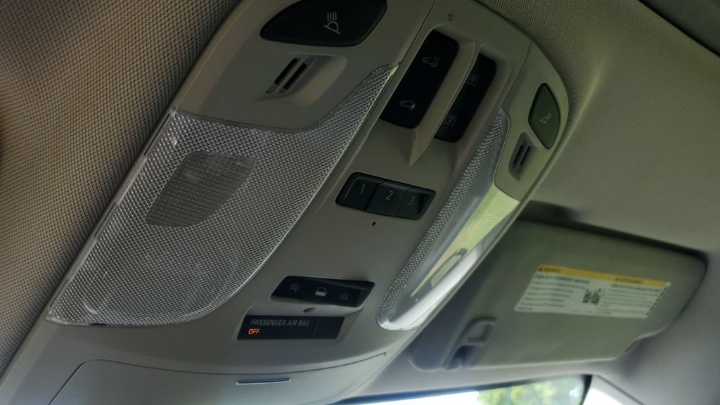 Used 2014 Buick LaCrosse Leather FWD image 19