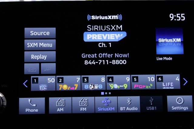 Used 2022 Mitsubishi Outlander SE image 32