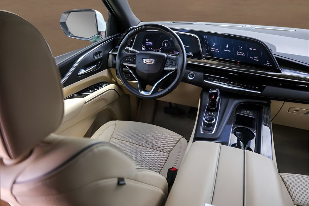 Certified 2023 Cadillac Escalade Premium Luxury w/ Performance Package AWD/4WD image 28