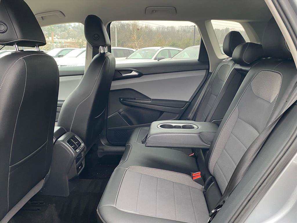 Used 2022 Volkswagen Taos SE image 20