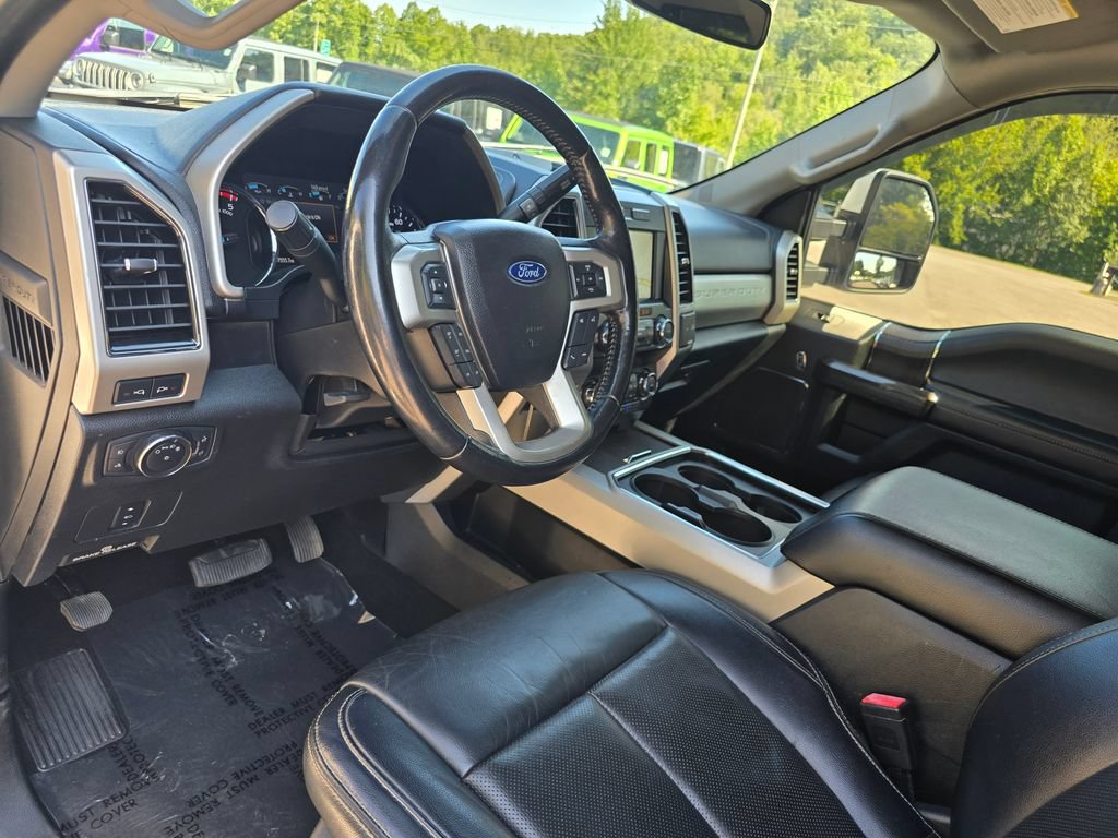 Used 2021 Ford F250 Lariat w/ Lariat Value Package AWD/4WD image 24