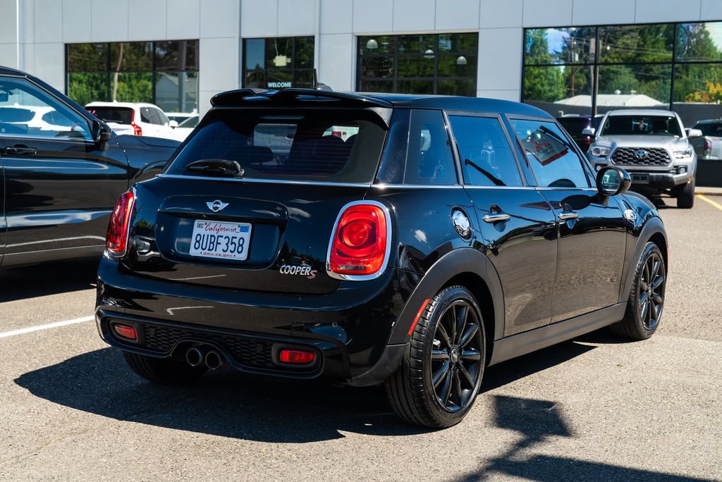 Used 2018 MINI Cooper S FWD image 6