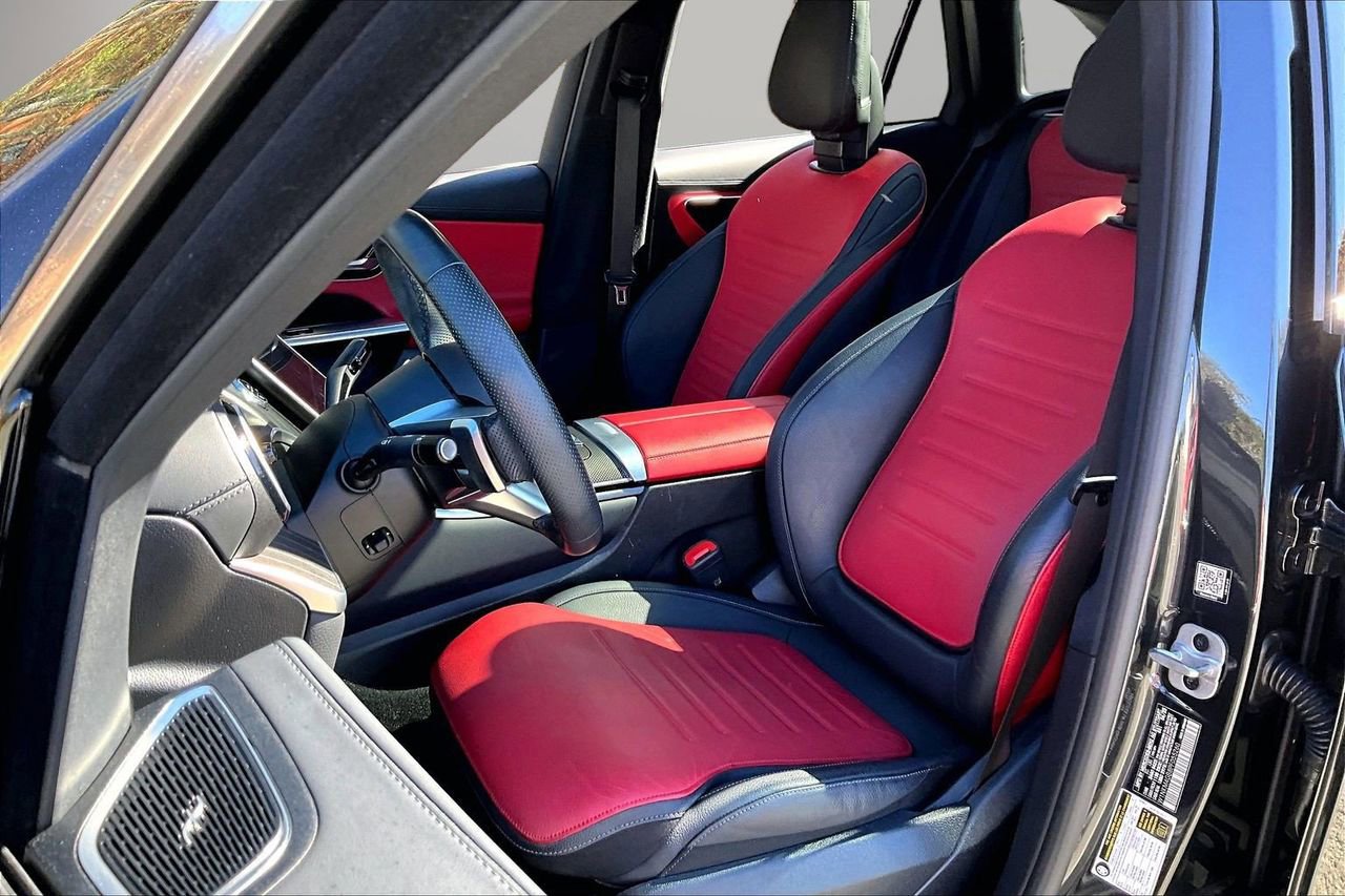 Used 2023 Mercedes-Benz GLC 300 image 22