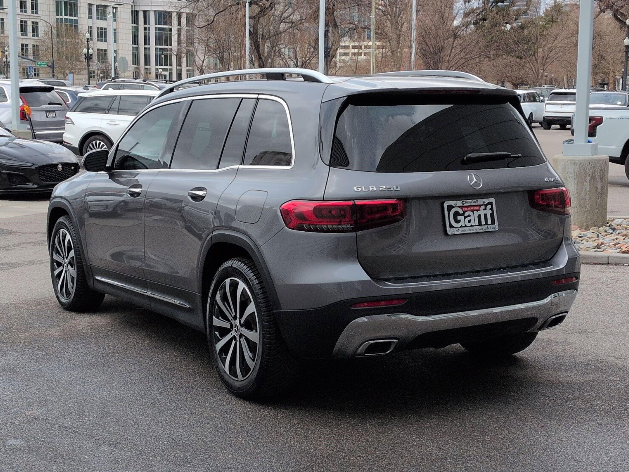 Certified 2023 Mercedes-Benz GLB 250 4MATIC w/ Premium Package image 7