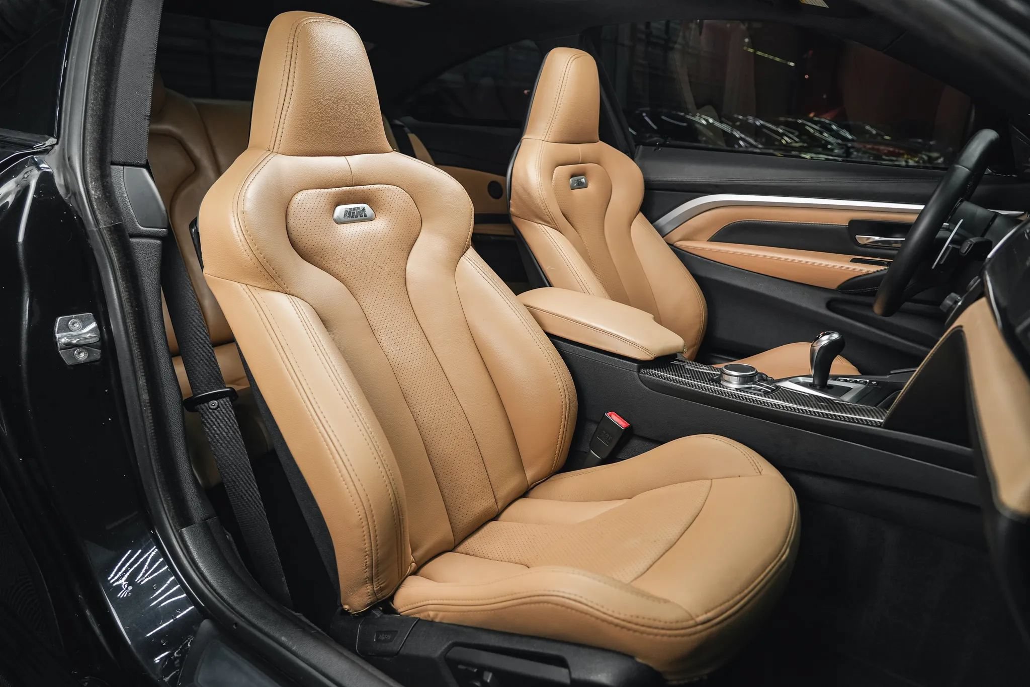 Used 2015 BMW M4 Coupe w/ Executive Package RWD image 44