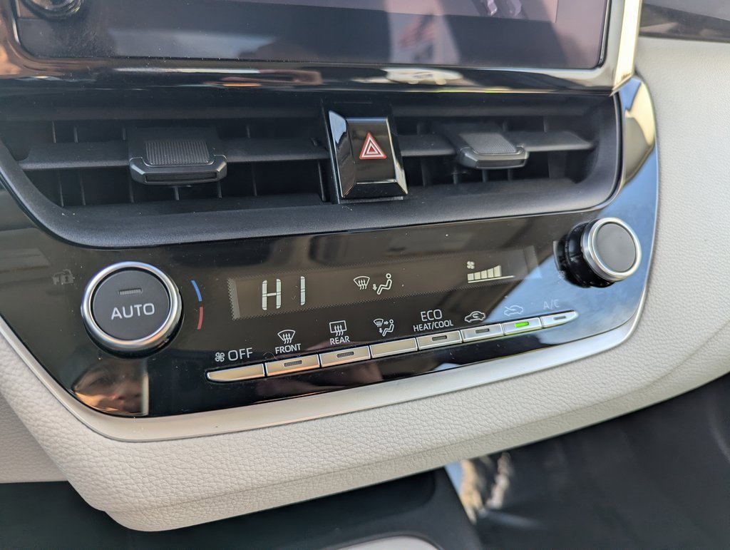 Used 2023 Toyota Corolla LE w/ Carpet Mat Package (TMS) image 19