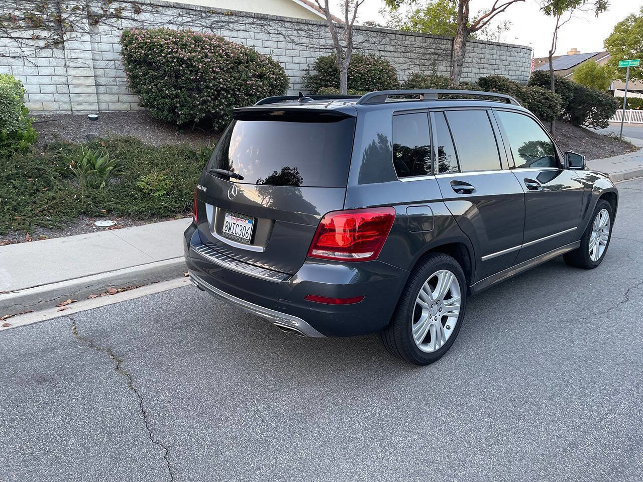 Used 2014 Mercedes-Benz GLK 350 2WD image 3