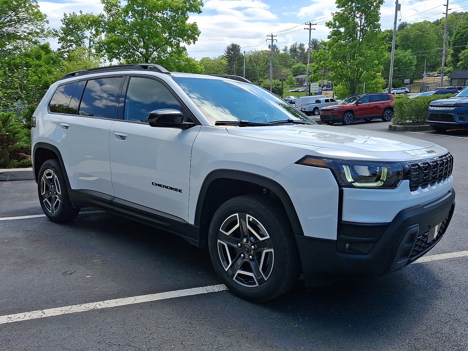 New 2026 Jeep Cherokee Laredo AWD/4WD image 2
