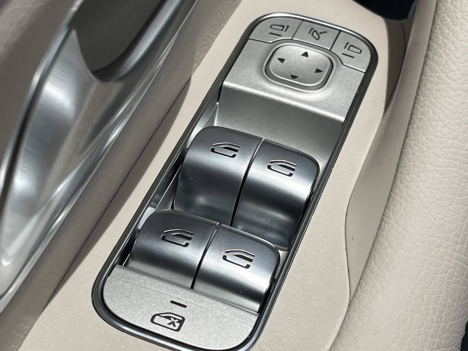 Certified 2026 Mercedes-Benz GLE 350 4MATIC image 20