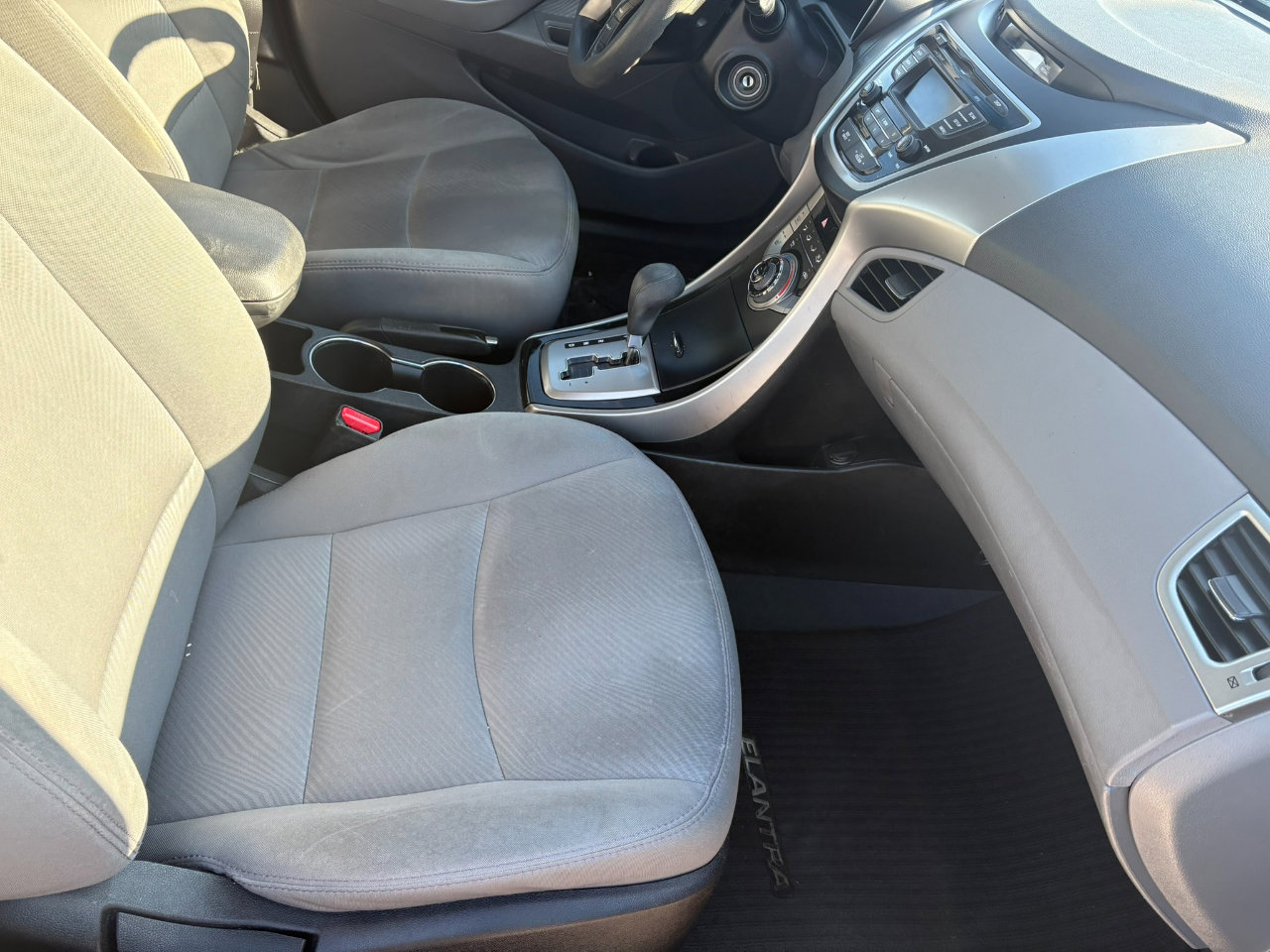 Used 2013 Hyundai Elantra GLS w/ Preferred Pkg image 36