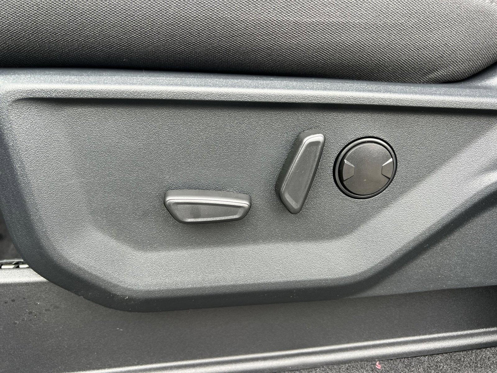 New 2026 Ford F150 XLT w/ Equipment Group 302A MID image 14