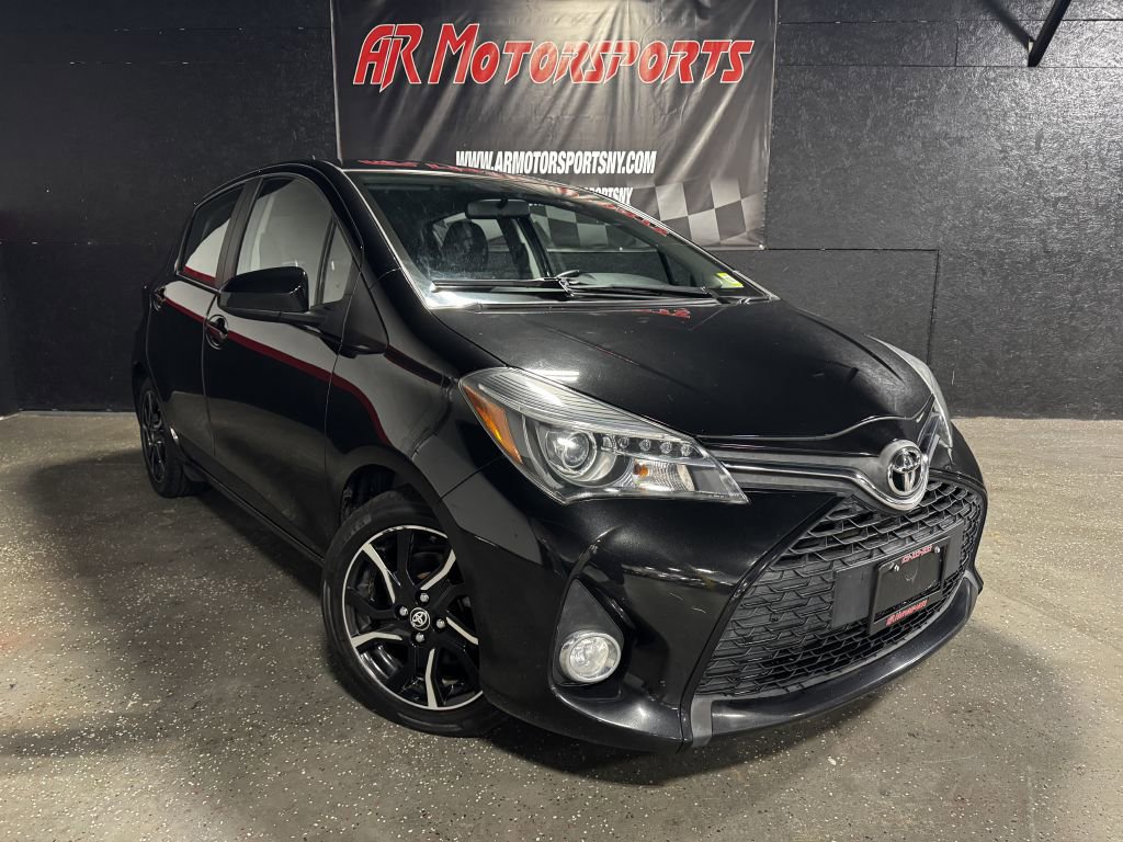 Used 2015 Toyota Yaris SE image 7