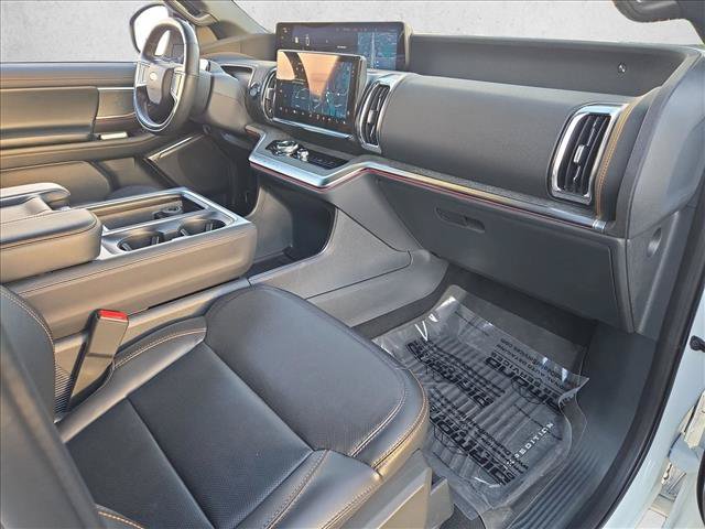 Used 2025 Ford Expedition Tremor AWD/4WD image 22